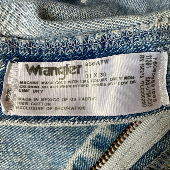 Fantastic Vintage Wrangler Jeans- Unisex - Picture 9 of 13